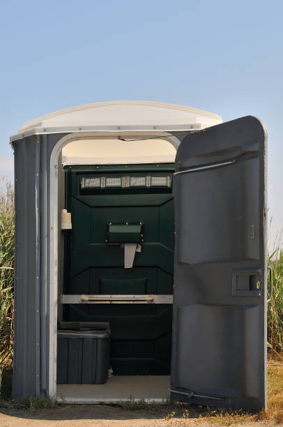 Best Portable restroom trailer rental  in Rio Grande City, TX